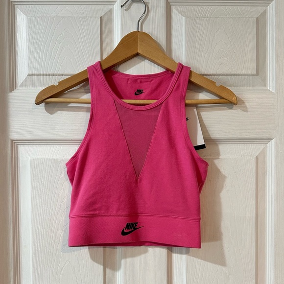 Nike women’s Tight Fit Sportswear cropped tank top. Pink XS NWT. Sport Tight Fit - Picture 3 of 9